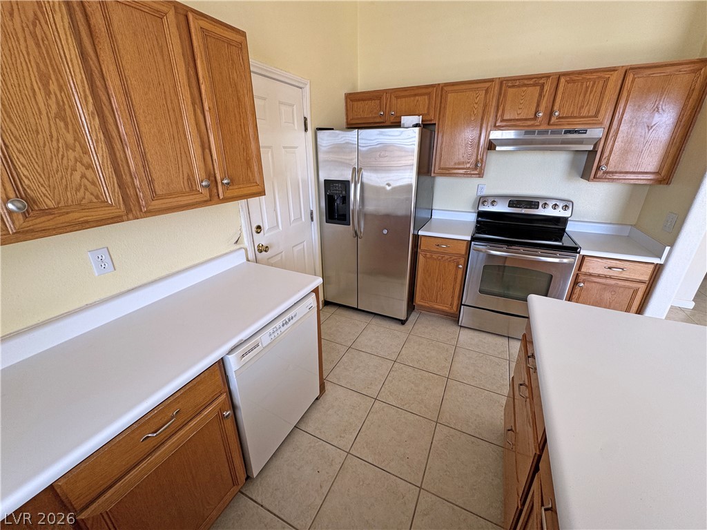 1170 East Calvada Boulevard Property Photo 17