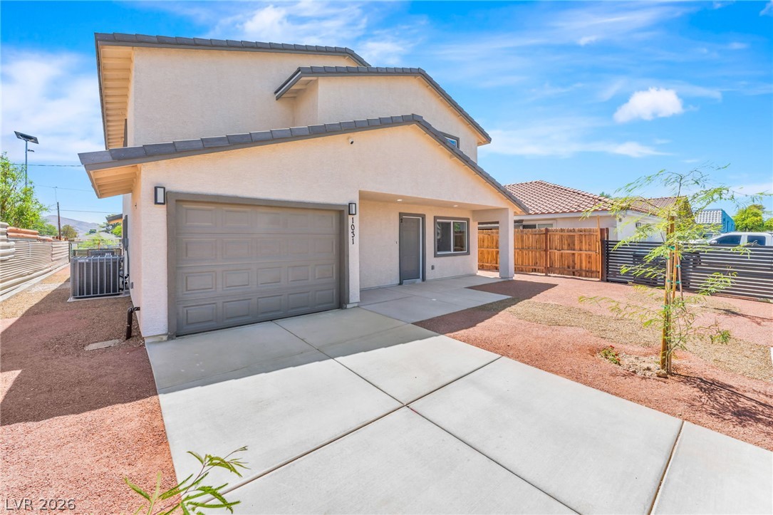 1031 Palm Street Property Photo 32