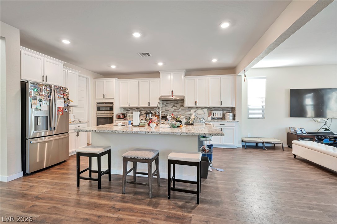 752 Tallgrass Street Property Photo 4
