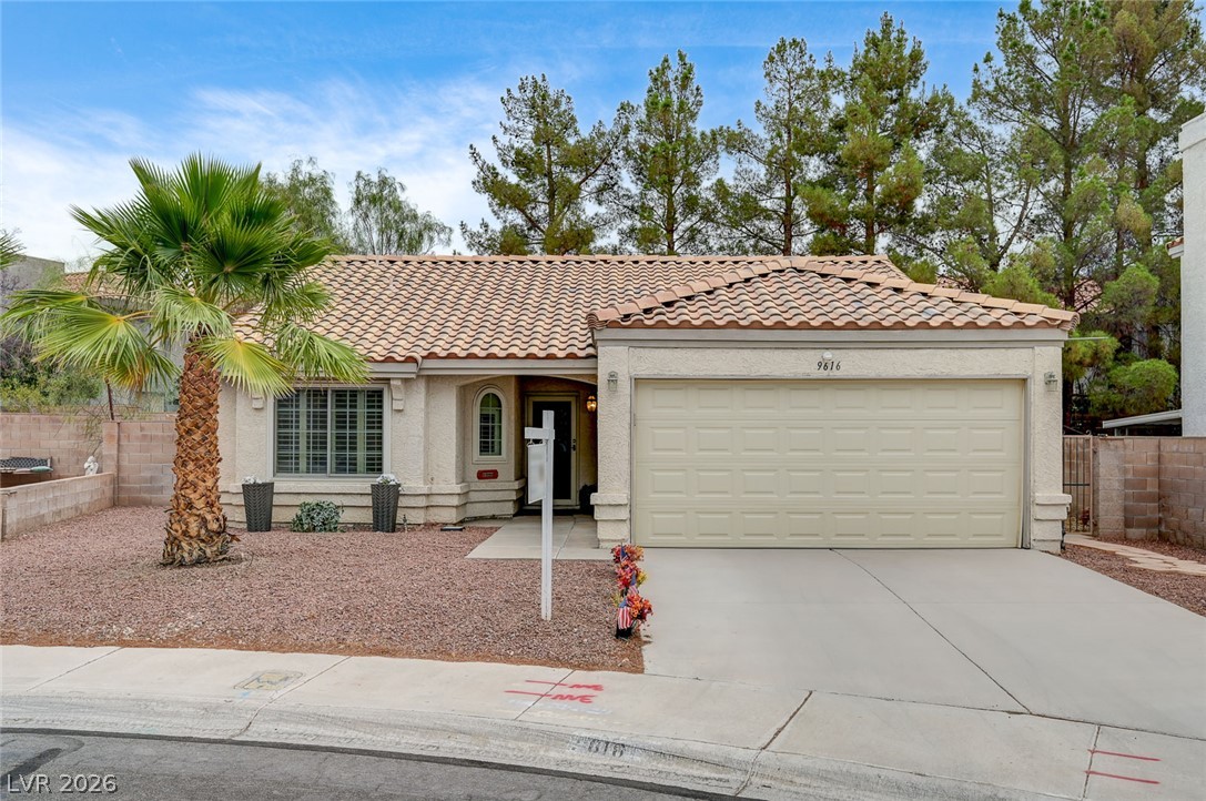 9616 Kinlock Court Property Photo 4