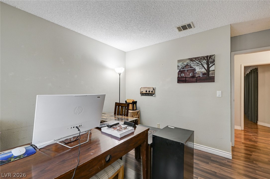 9616 Kinlock Court Property Photo 34