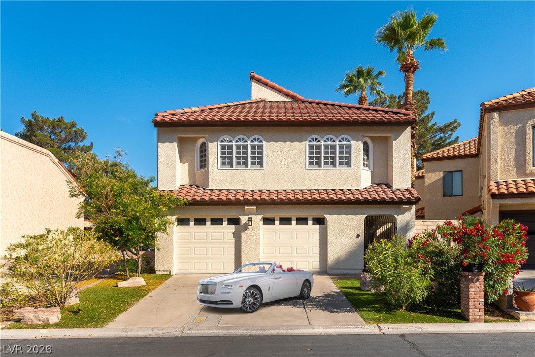 2845 QUEENS COURTYARD Drive Property Photo 1