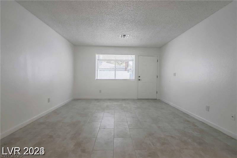 2117 Chertsey Drive C Property Photo 6
