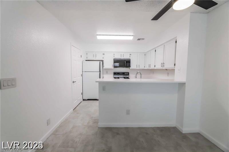 2117 Chertsey Drive C Property Photo 7