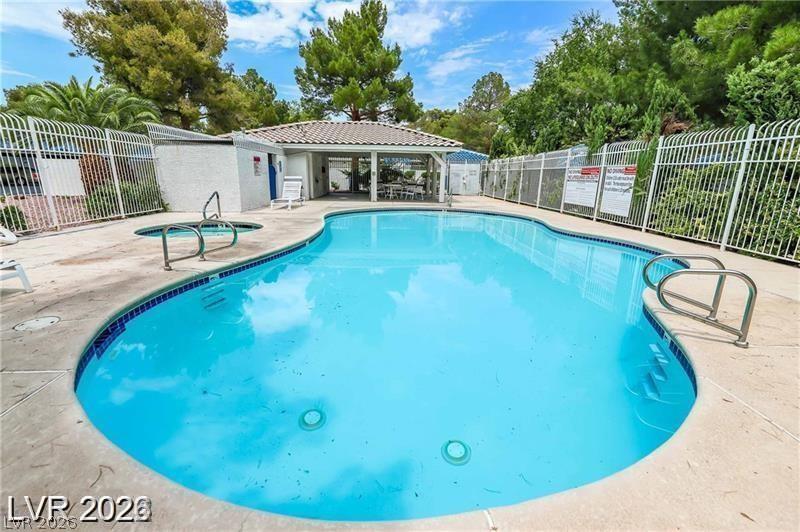 2117 Chertsey Drive C Property Photo 22