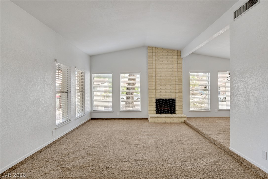4009 Camas Court Property Photo 6