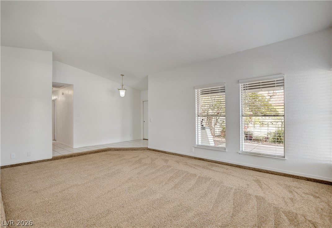 4009 Camas Court Property Photo 7