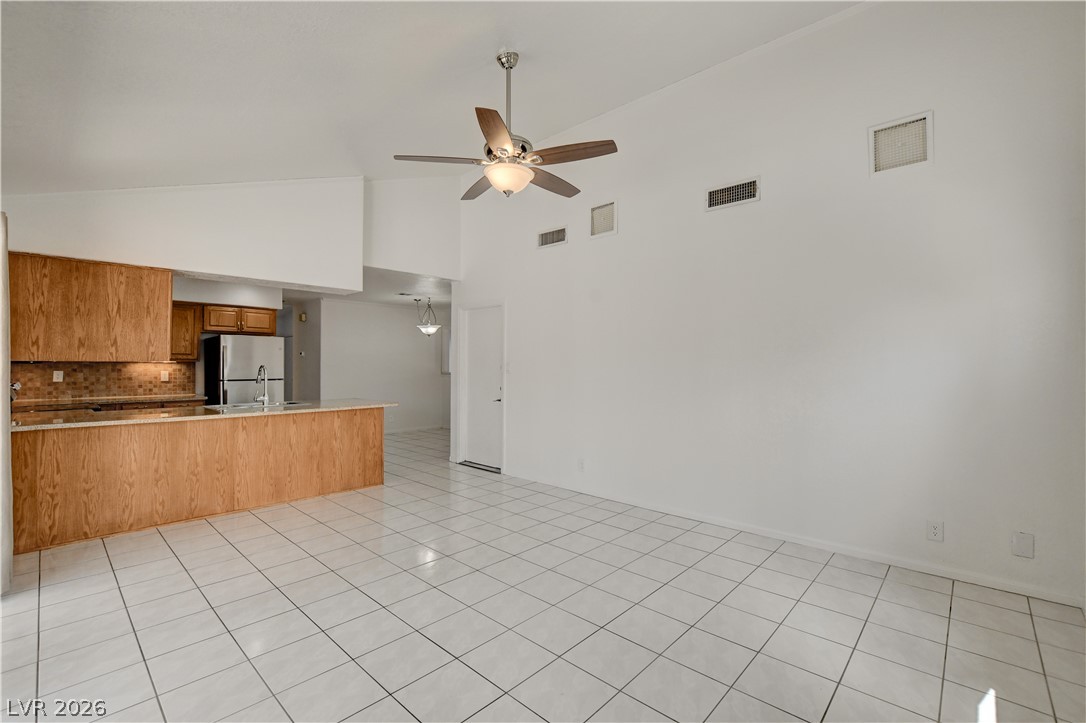 4009 Camas Court Property Photo 14