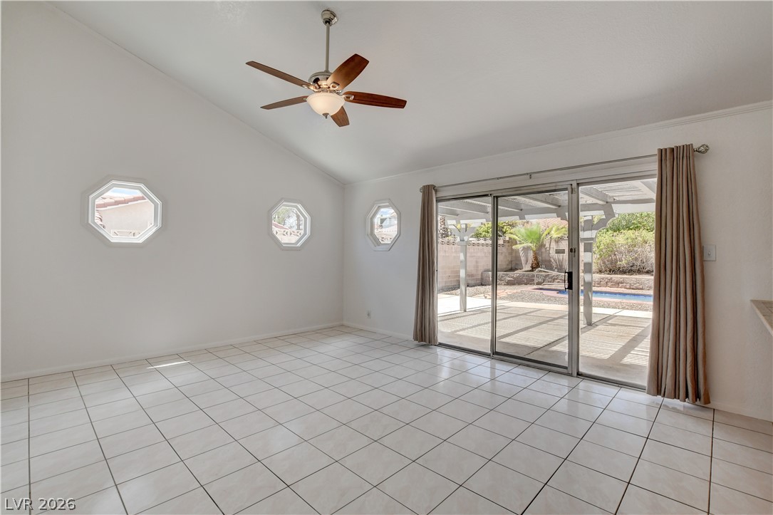 4009 Camas Court Property Photo 17
