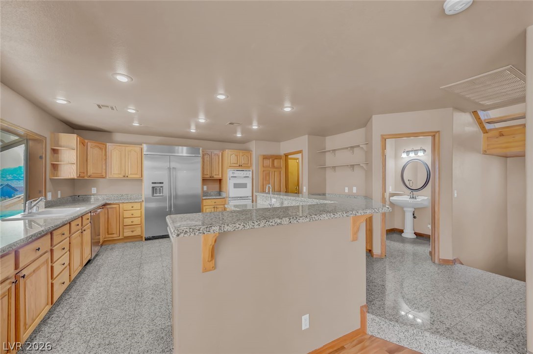 640 North Racetrack Road Property Photo 27