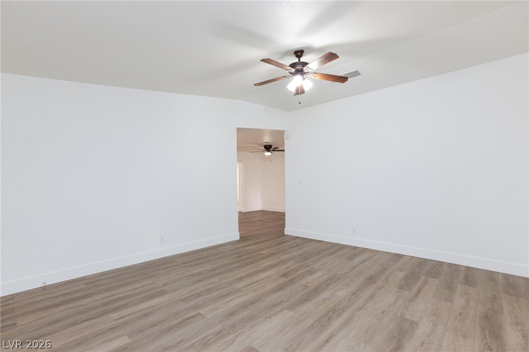 3946 Clear View Drive Property Photo 3