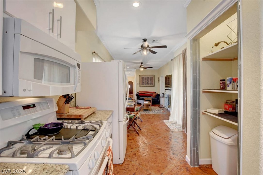 481 Benedict (casita) Drive Property Photo 7