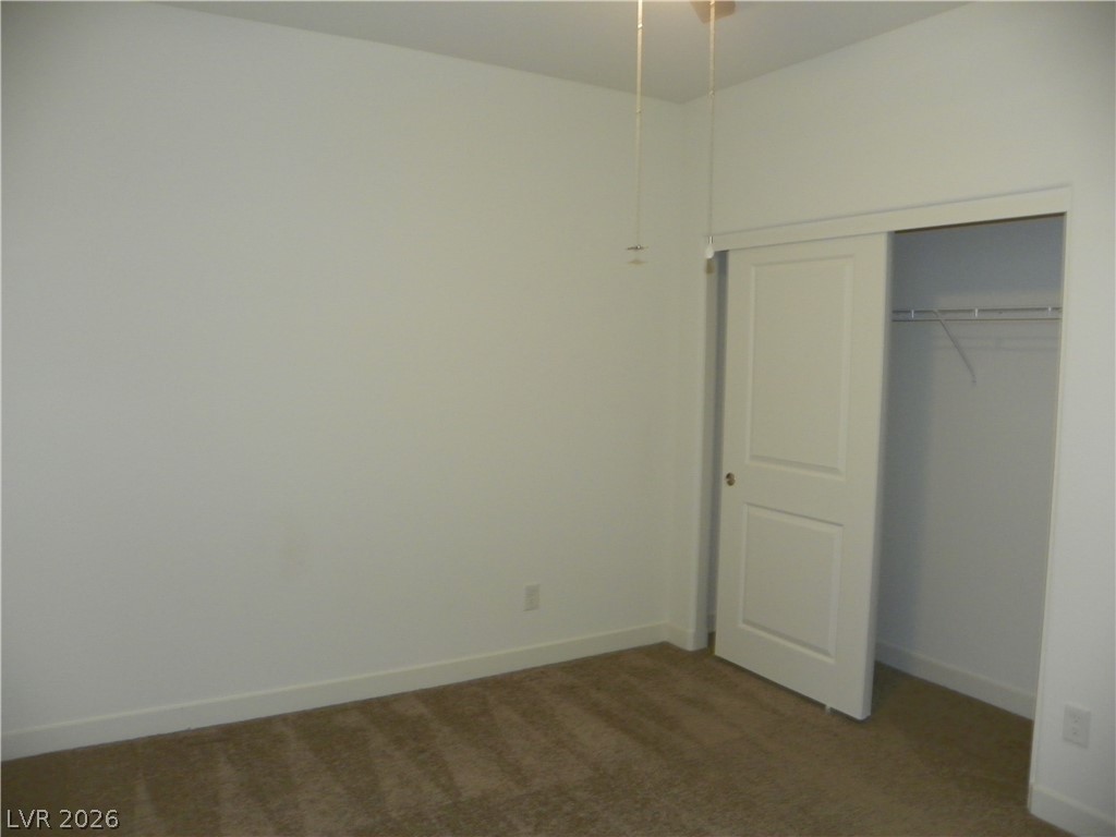 10117 Cliff Barrel Court Property Photo 14