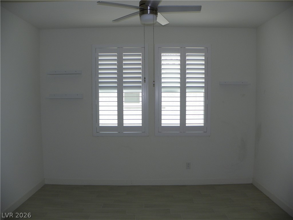 10117 Cliff Barrel Court Property Photo 17