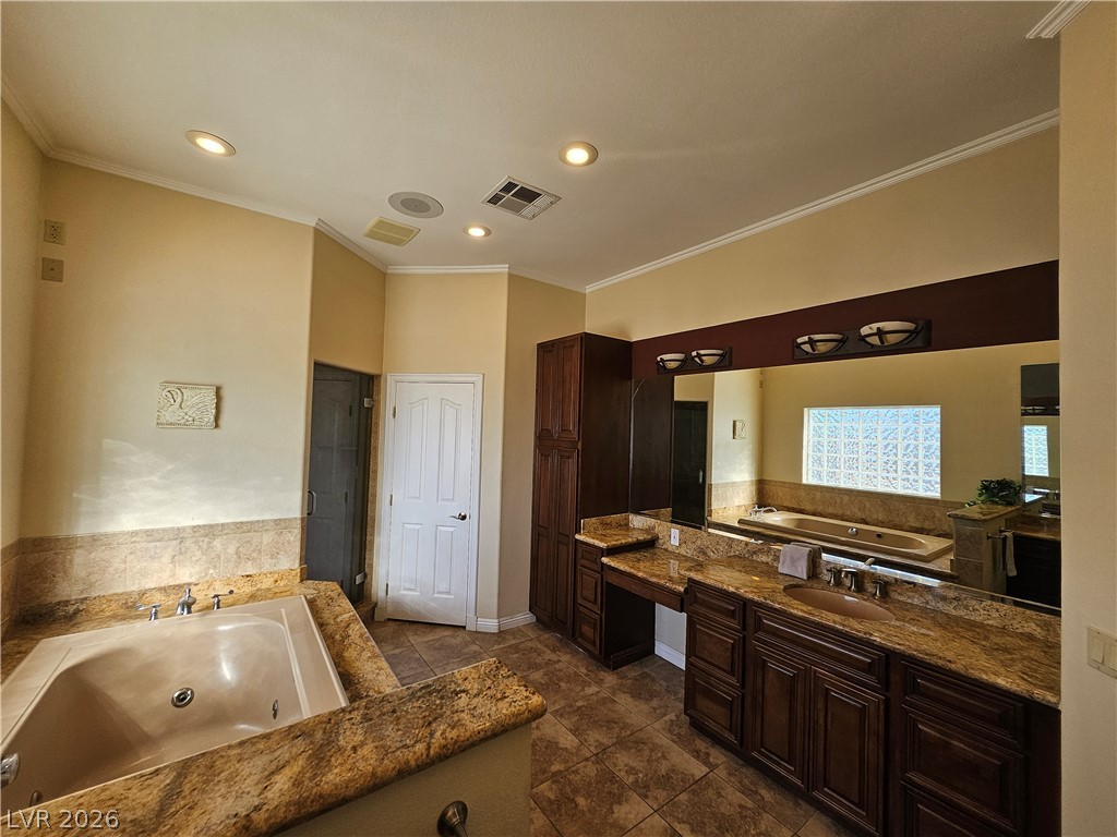 209 Irvin Avenue Property Photo 33