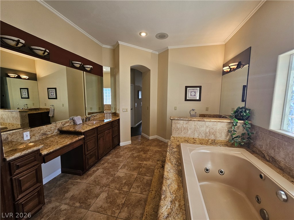 209 Irvin Avenue Property Photo 36