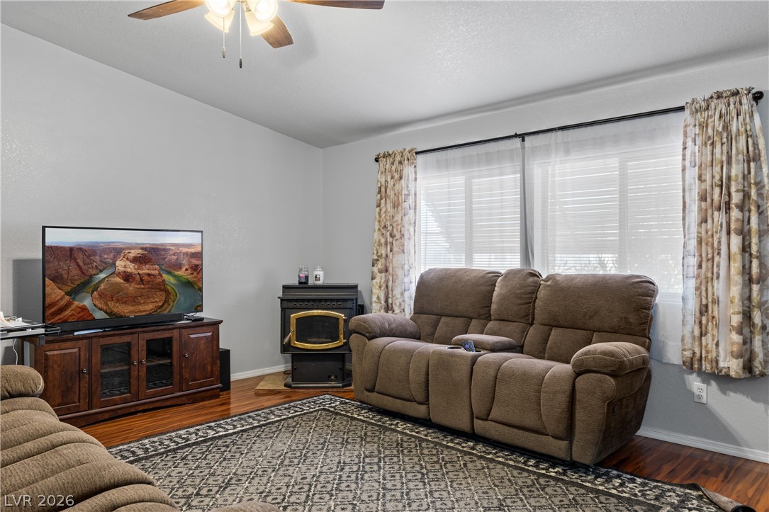 516 White Domes Drive Property Photo 16