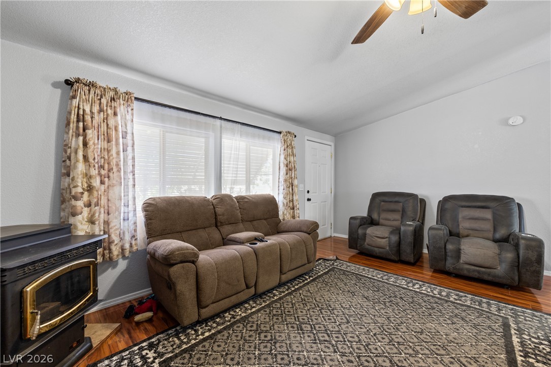 516 White Domes Drive Property Photo 17
