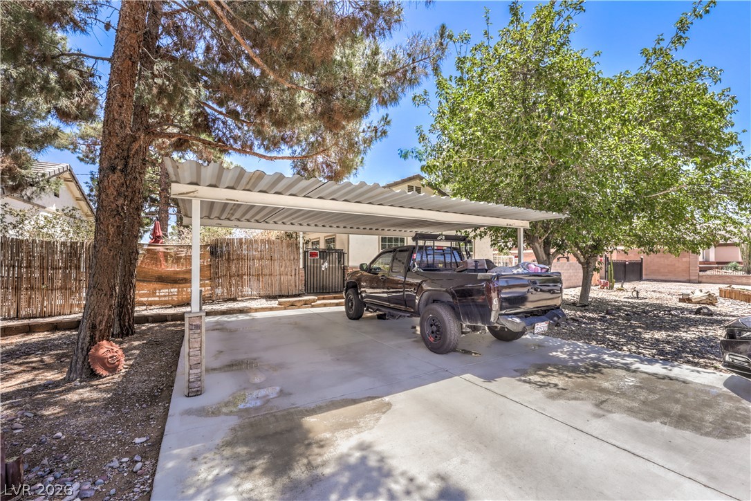 4714 North Kenny Way Property Photo 12