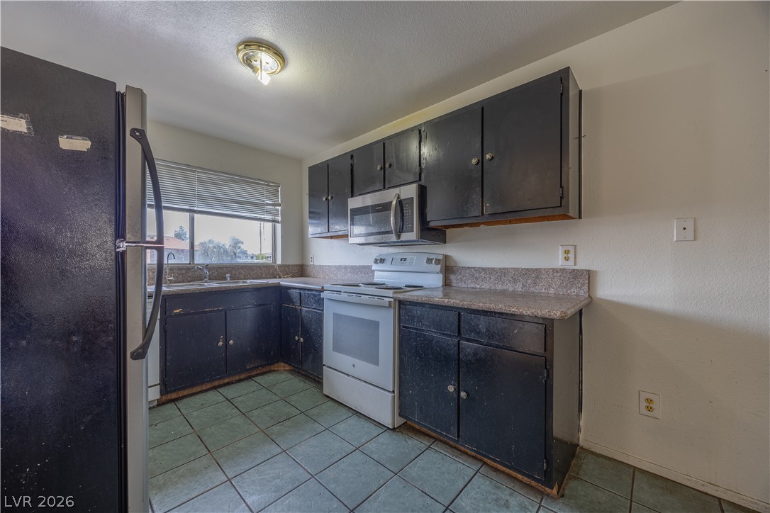 3579 Arville Street 503b Property Photo 6