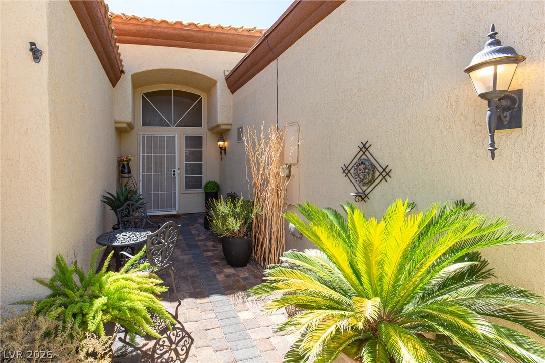 2408 Dove Valley Court Property Photo 6