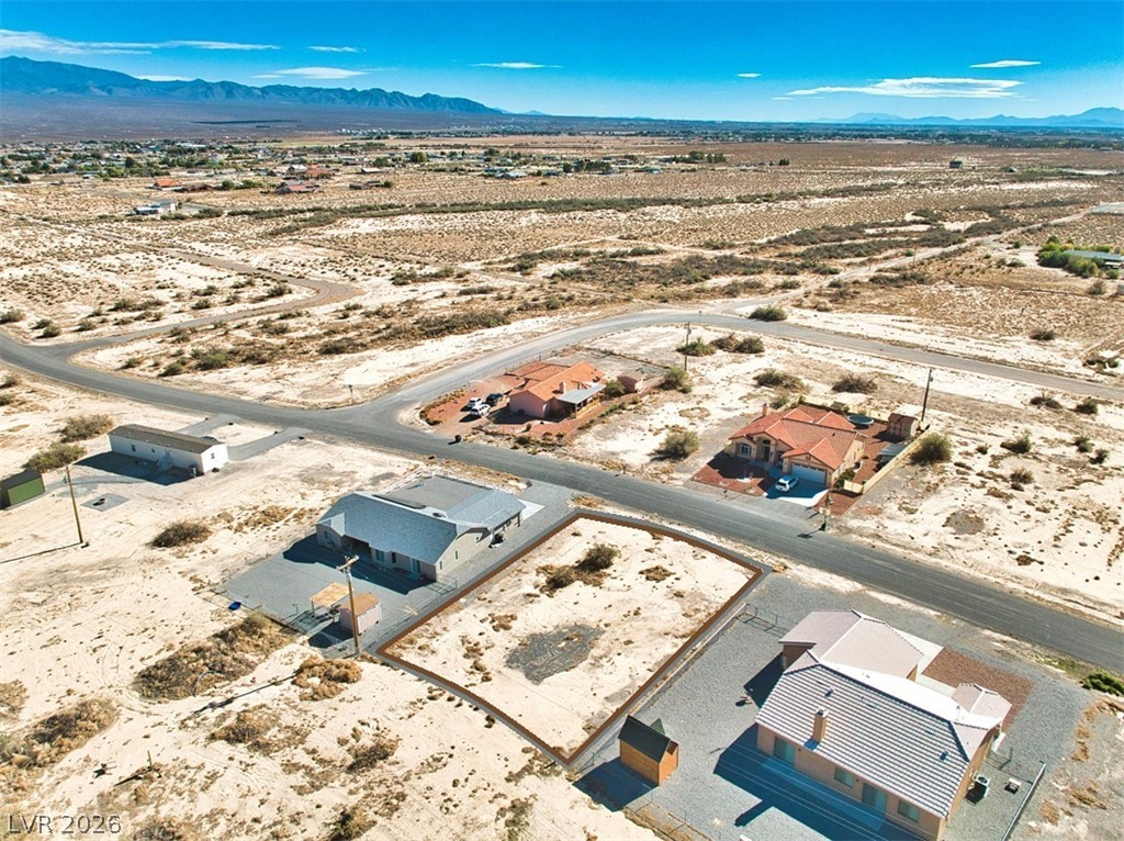 1580 Finehill Street Property Photo 8