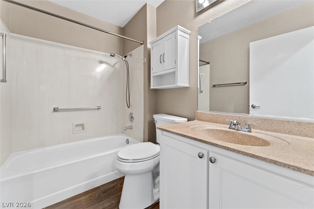 2400 Dove Valley Court Property Photo 16