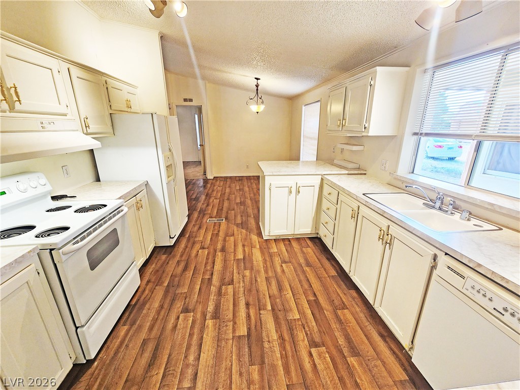 1441 West Betty Avenue 1 Property Photo 8