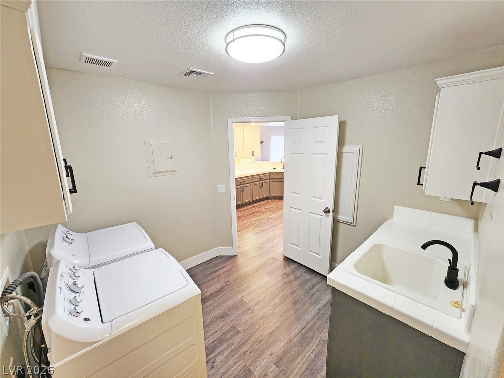 4591 Stoneham Street Property Photo 21