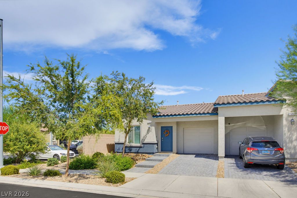 7558 Garnet Moon Street Property Photo 35