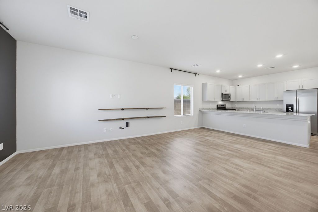 7558 Garnet Moon Street Property Photo 38