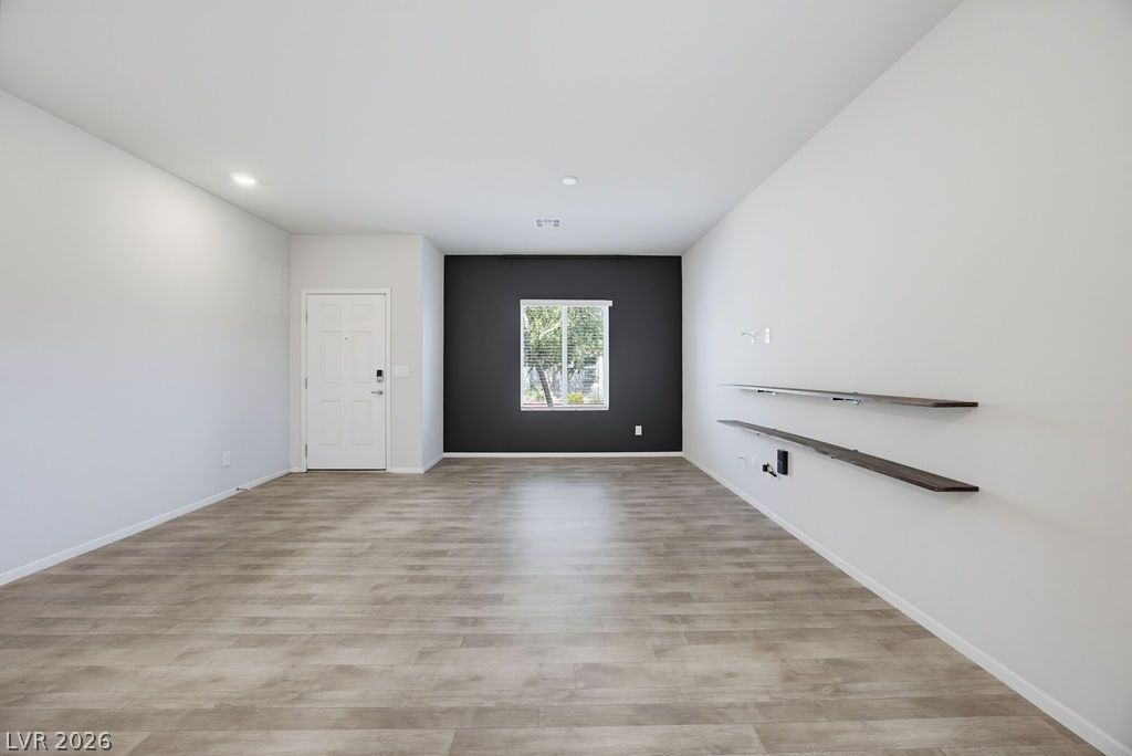 7558 Garnet Moon Street Property Photo 41