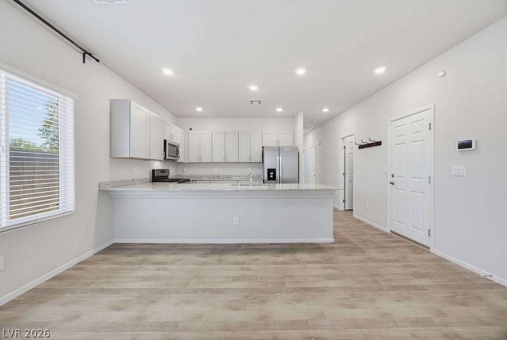 7558 Garnet Moon Street Property Photo 42