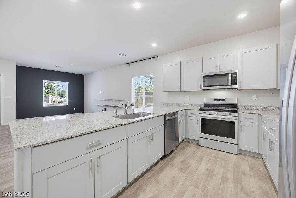 7558 Garnet Moon Street Property Photo 45