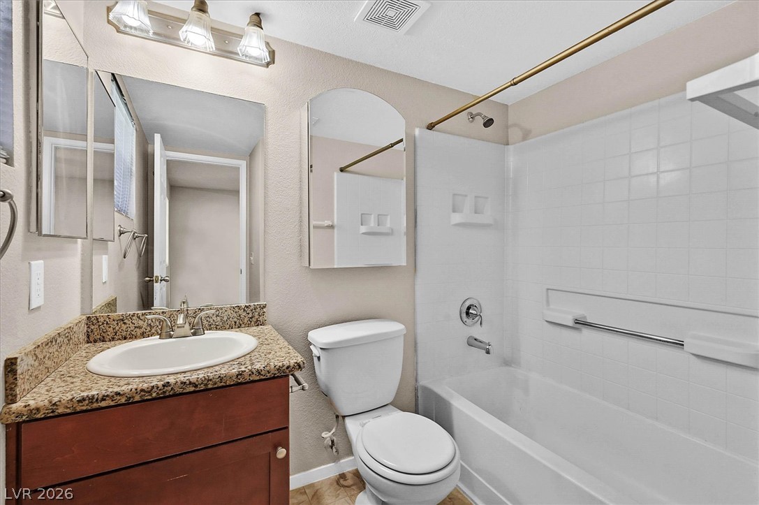 2750 South Durango Drive 1038 Property Photo 16