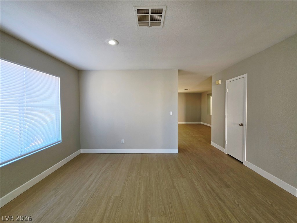 5929 Forest Creek Road Property Photo 4