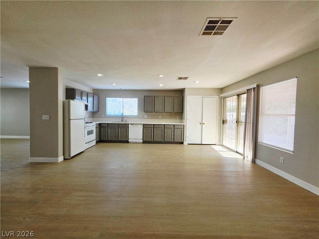 5929 Forest Creek Road Property Photo 7