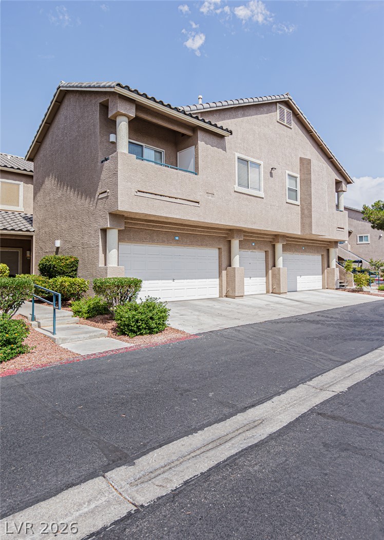 2101 Quartz Cliff Street 105 Property Photo 1
