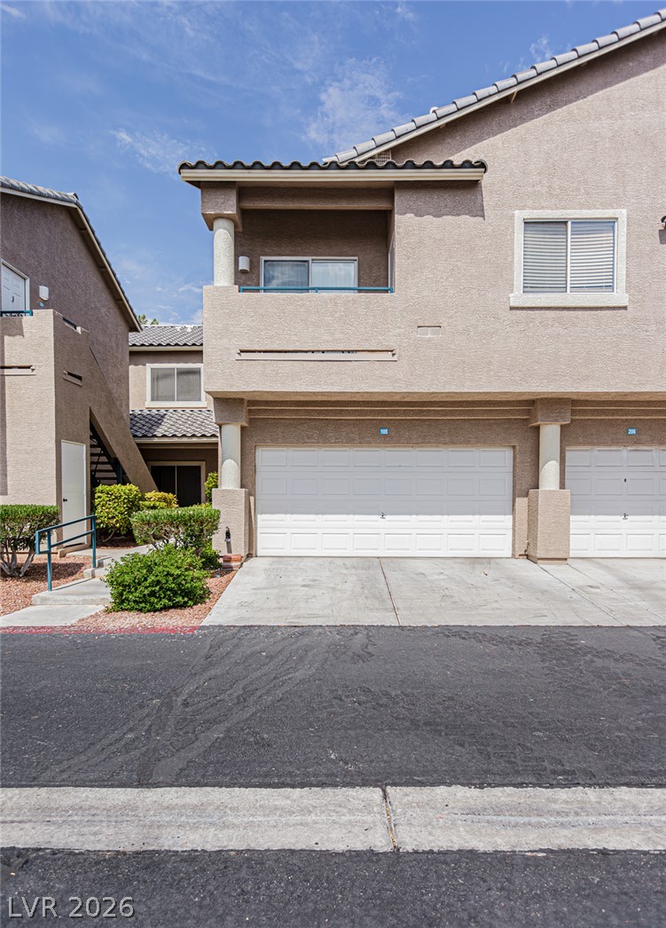 2101 Quartz Cliff Street 105 Property Photo 2