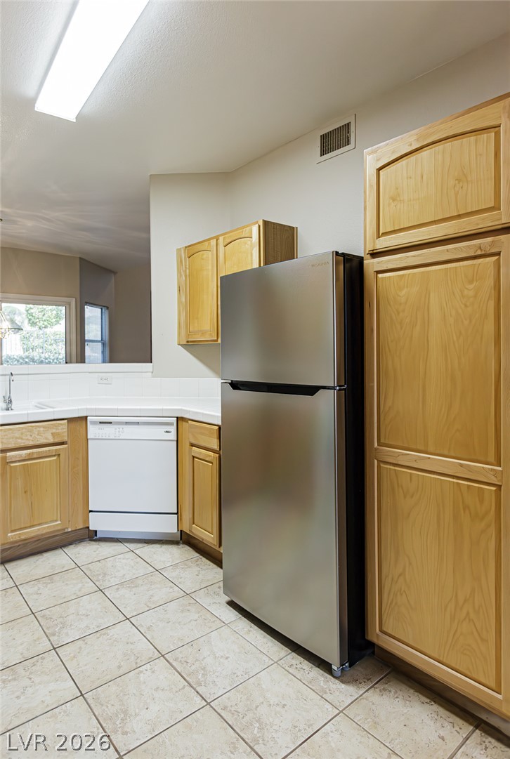 2101 Quartz Cliff Street 105 Property Photo 9