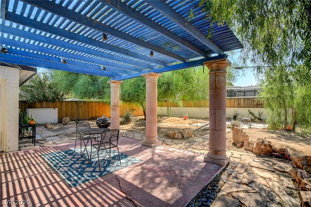 1134 Westwood Drive Property Photo 43