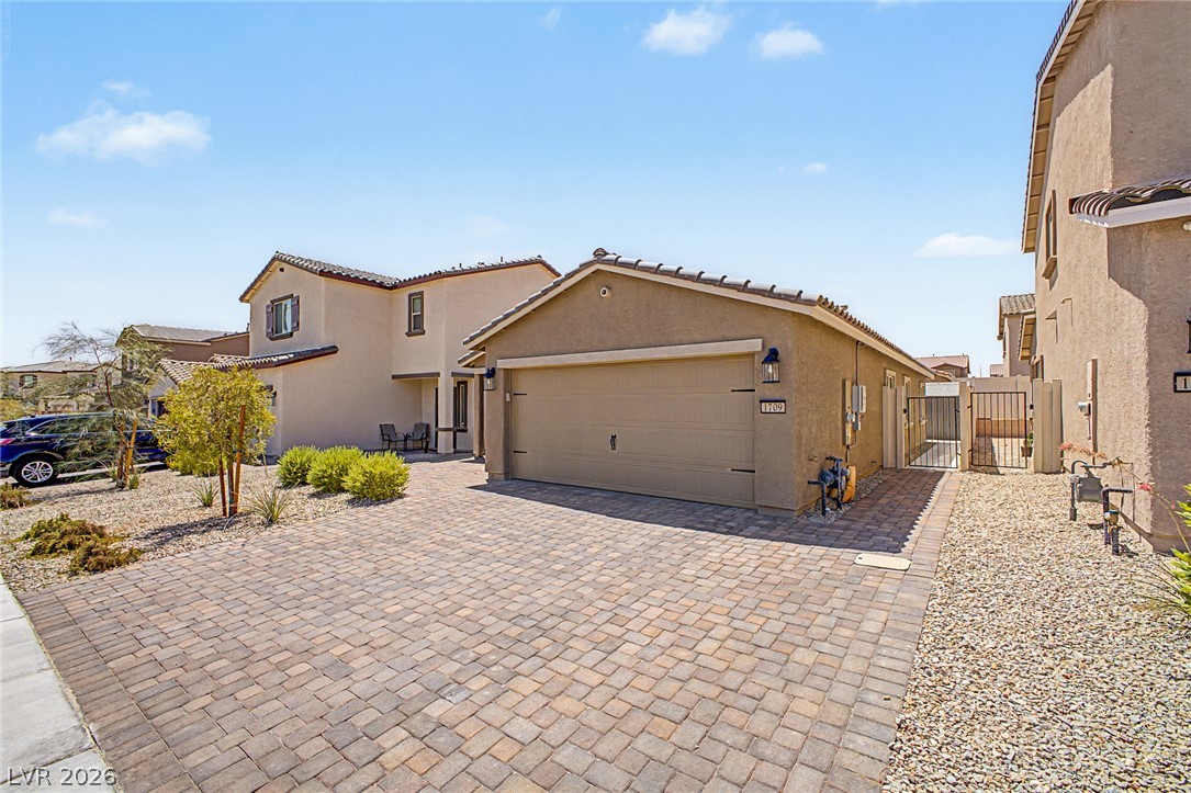 1709 Sandia Rock Avenue Property Photo 3