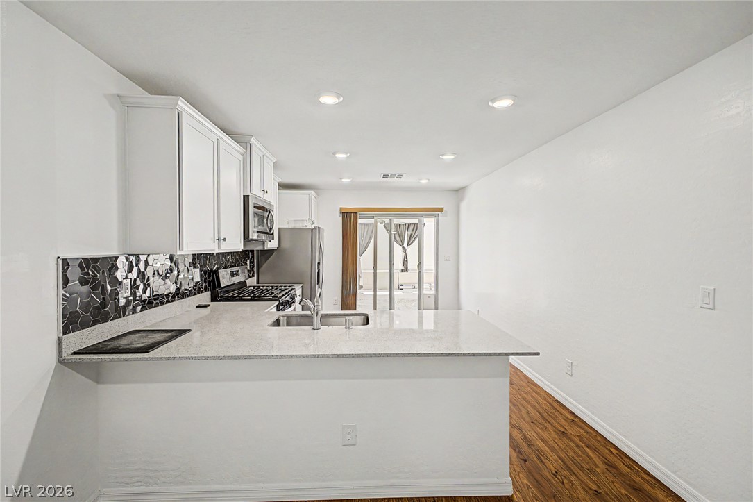 1709 Sandia Rock Avenue Property Photo 11