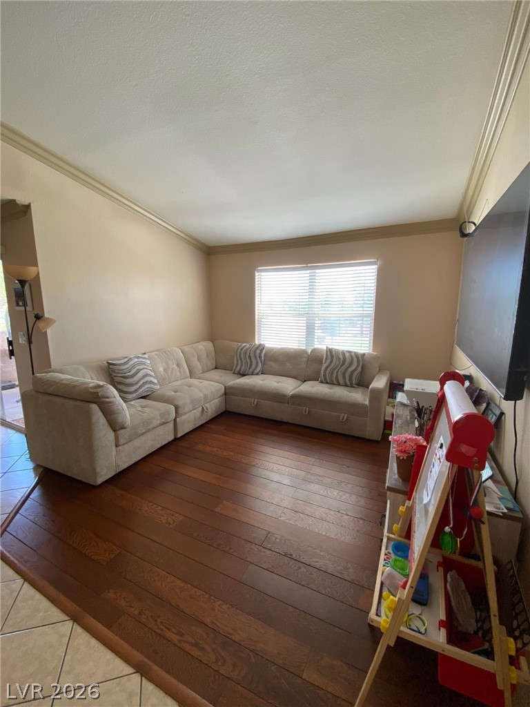 1150 North Buffalo Drive 2062 Property Photo 5