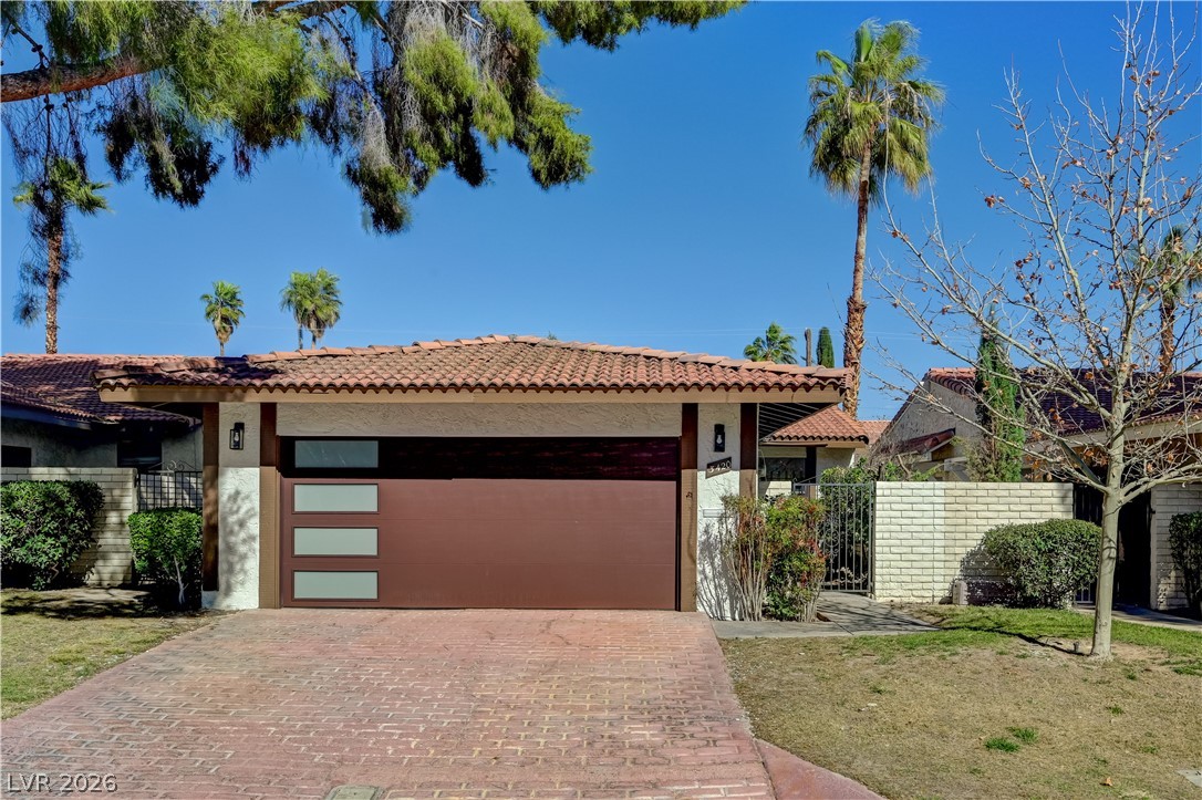 3420 Calle De Corrida Property Photo 1