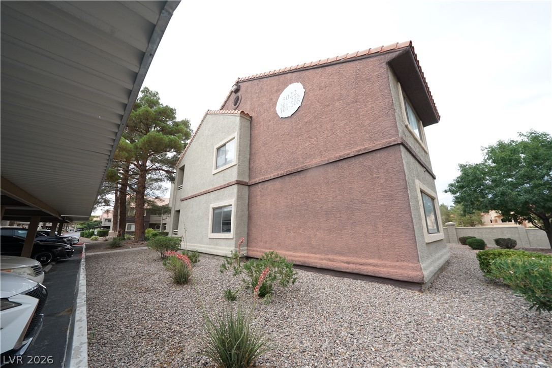 5022 South Rainbow Boulevard 105 Property Photo 2