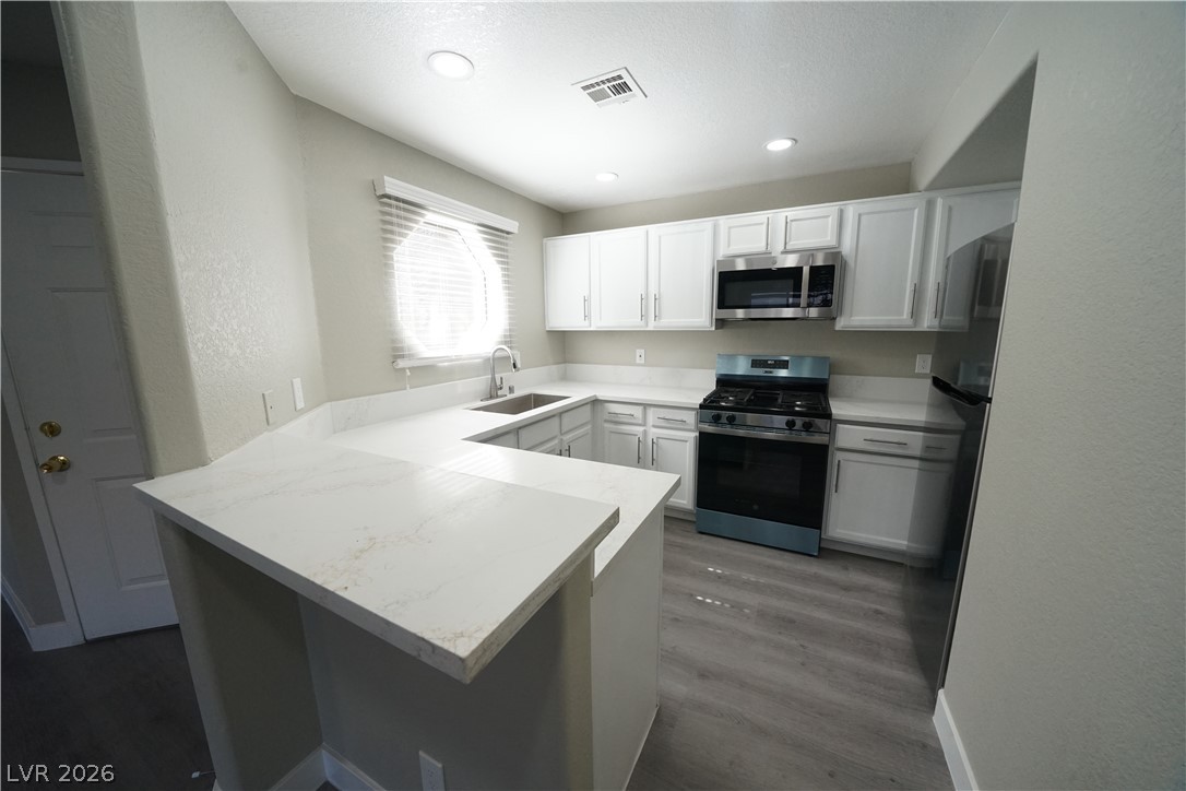 5022 South Rainbow Boulevard 105 Property Photo 12