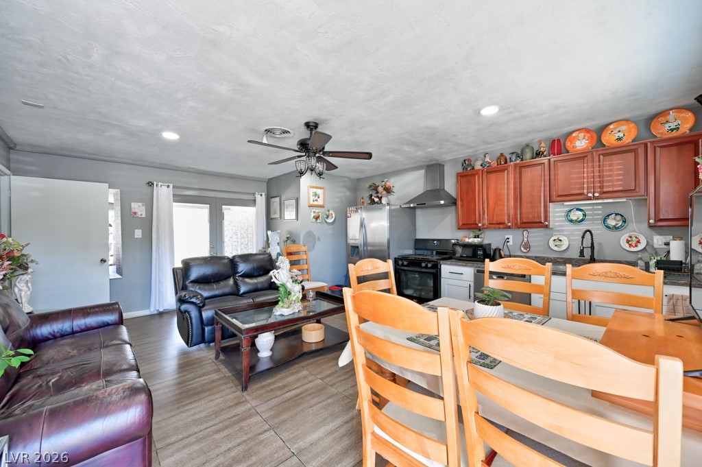 706 Lacy Lane Property Photo 19