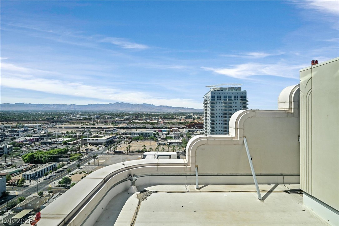 900 Las Vegas Boulevard 1403 Property Photo 37
