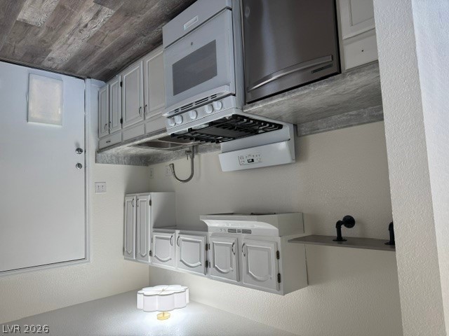 242 Kansas Avenue Property Photo 9